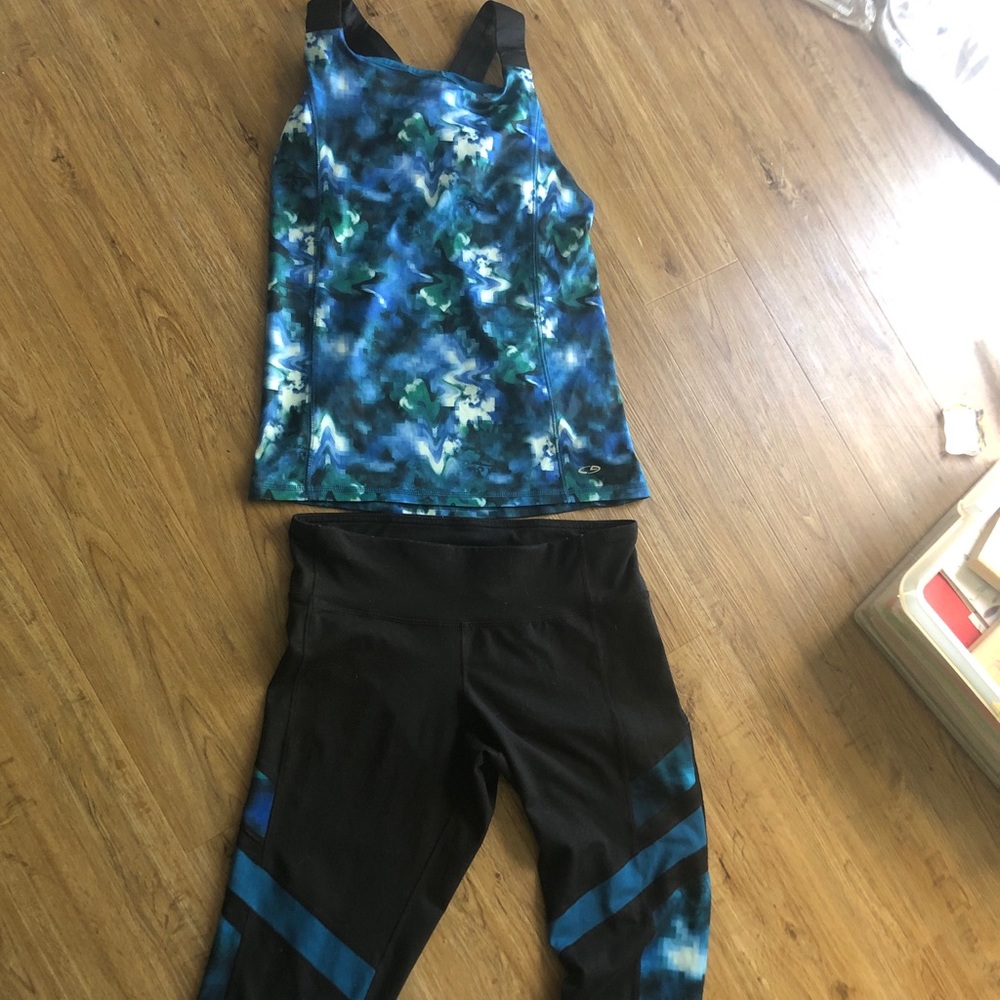 Women’s Workout Set